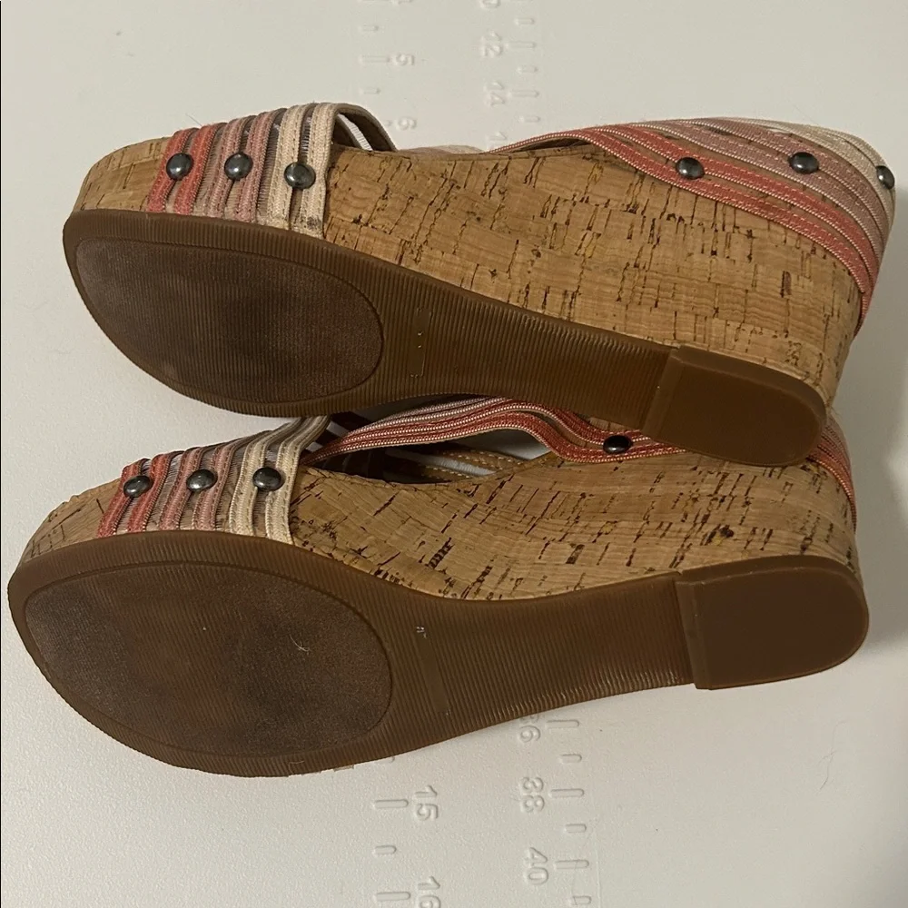 Lucky Brand Cork Wedges, Size 7 - Picture 4 of 6